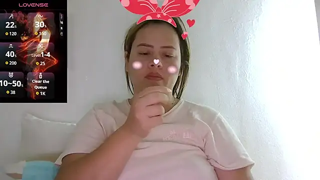 Snapshot of saramartinez1000 chatting on 17, 9, 2025 saramartinez1000 online show from 17, 9, 2025