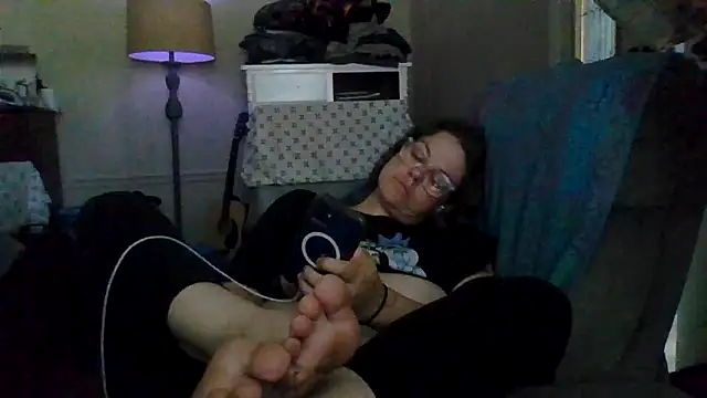Snapshot of velvetta_ chatting on 12, 9, 2025 velvetta online show from 12, 9, 2025