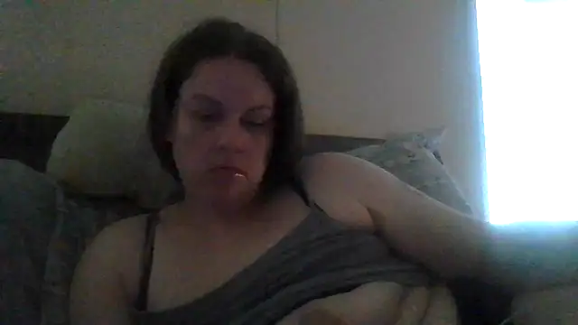 Snapshot of velvetta_ chatting on 23, 9, 2025 velvetta online show from 23, 9, 2025