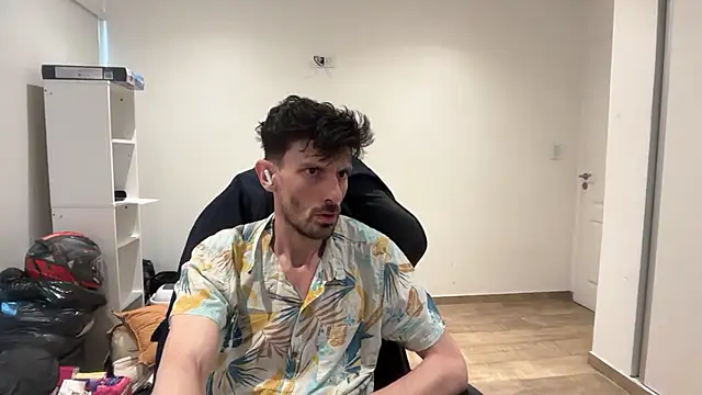 nicolaaaaas online show from 26, 11, 2025