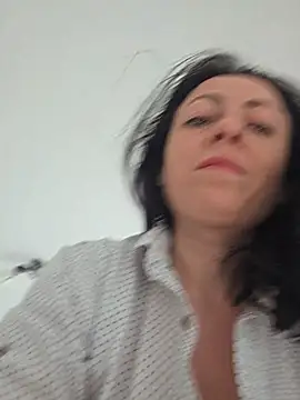 Snapshot of lovewildguy1 chatting on 17, 4, 2026 lovewildguy1 online show from 17, 4, 2026