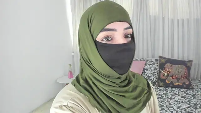 Uzra hayed online show from 27, 4, 2026