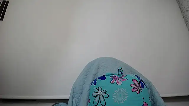 luly pink online show from 30, 11, 2025