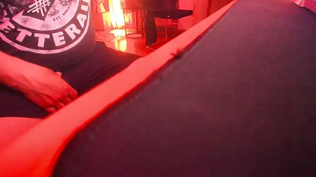 soulfuck92 online show from 8, 4, 2026