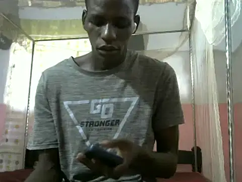 Snapshot of Bigras0011 chatting on 6, 3, 2025 Bigras0011 online show from 6, 3, 2025