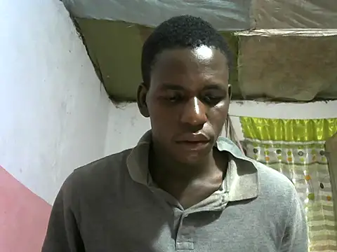 Snapshot of Bigras0011 chatting on 9, 10, 2025 Bigras0011 online show from 9, 10, 2025