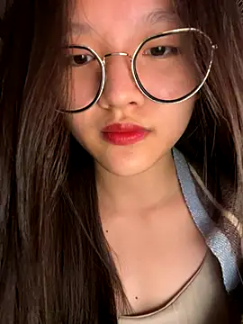 Krixxi22 online show from 1, 10, 2025