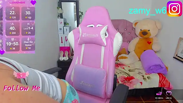 Snapshot of karla_cute01 chatting on 20, 5, 2026 karla cute01 online show from 20, 5, 2026
