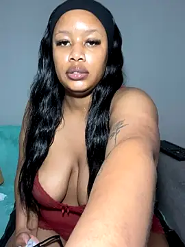 Snapshot of MimiCurves chatting on 11, 10, 2025 MimiCurves online show from 11, 10, 2025