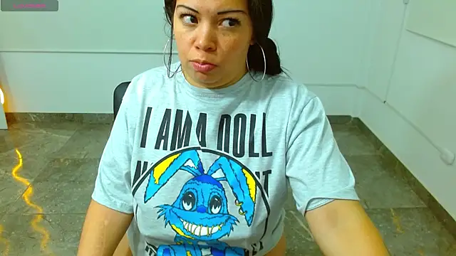 martinna tay online show from 26, 2, 2025