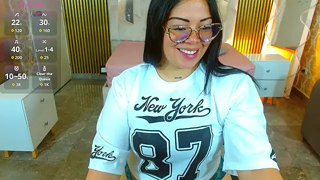 martinna tay online show from 1, 12, 2025