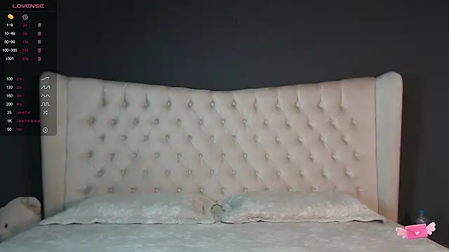 Snapshot of nichole_bree_ chatting on 20, 1, 2025 nichole bree  online show from 20, 1, 2025