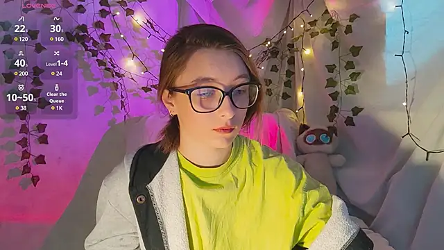 Snapshot of monlight__dana chatting on 2, 12, 2024 monlight  dana online show from 2, 12, 2024