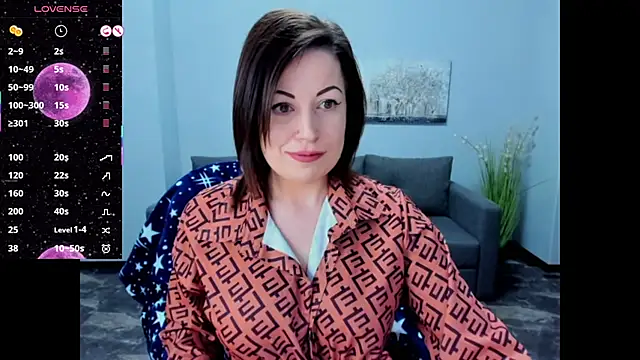 Emily Midlton online show from 2, 3, 2025