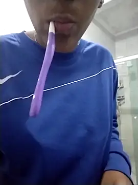 Snapshot of -_Anny_- chatting on 7, 11, 2025 - Anny - online show from 7, 11, 2025