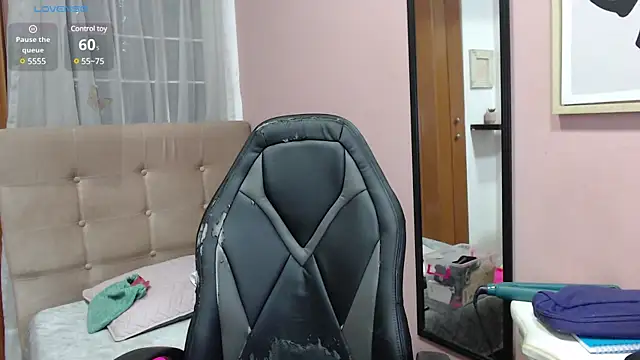 Snapshot of Alex_flair chatting on 11, 3, 2025 Alex flair online show from 11, 3, 2025