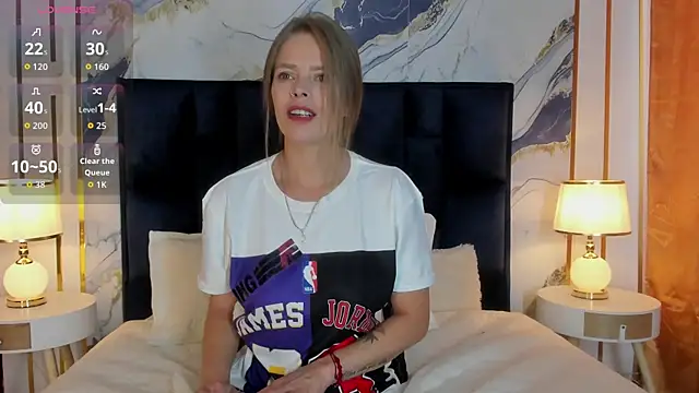 Laurablue online show from 21, 12, 2025