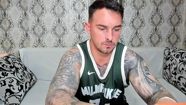 Snapshot of Jonmusclemaster chatting on 22, 6, 2026 Jonmusclemaster online show from 22, 6, 2026