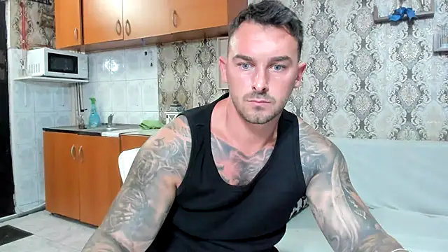 Snapshot of Jonmusclemaster chatting on 17, 7, 2026 Jonmusclemaster online show from 17, 7, 2026