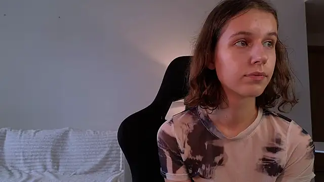 VanessaBayer2 online show from 19, 12, 2024