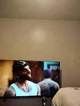 Snapshot of Oviedo174 chatting on 3, 3, 2026 Oviedo174 online show from 3, 3, 2026