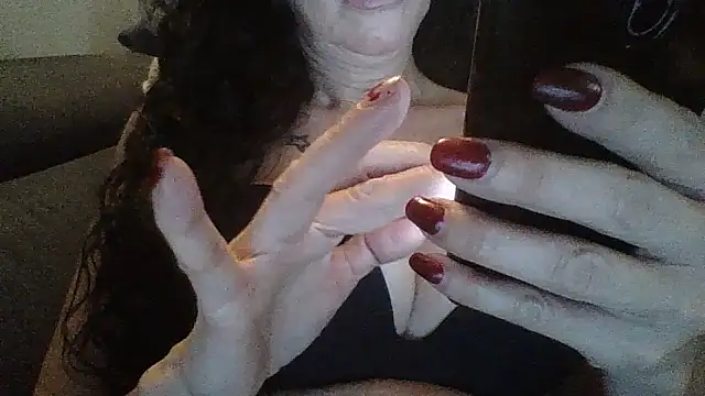 MarikaMilff online show from 5, 1, 2025