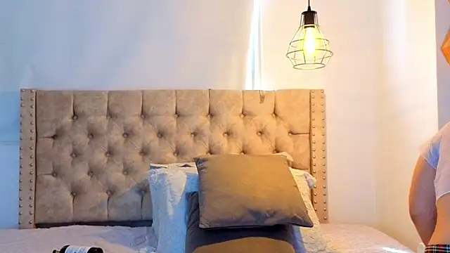 Anya Texas online show from 18, 2, 2026