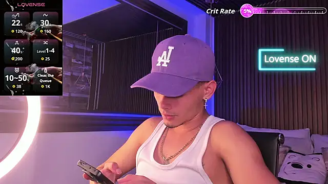 Snapshot of _white_fox_1 chatting on 30, 9, 2025 white fox 1 online show from 30, 9, 2025