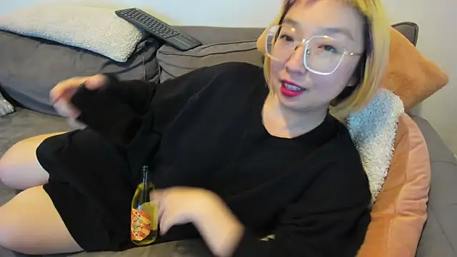 Snapshot of luxgray chatting on 1, 1, 2025 luxgray online show from 1, 1, 2025