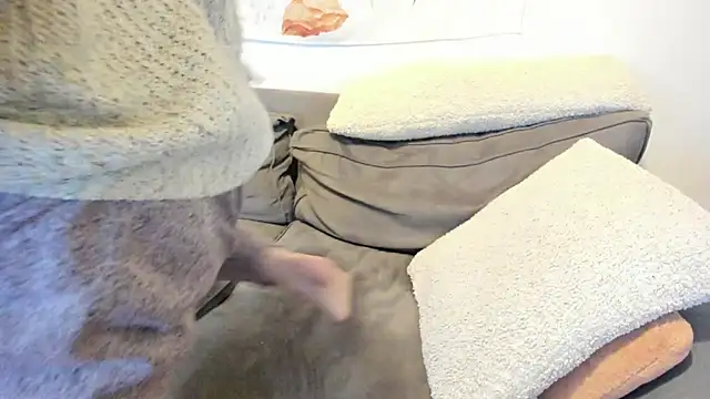 Snapshot of luxgray chatting on 2, 3, 2025 luxgray online show from 2, 3, 2025