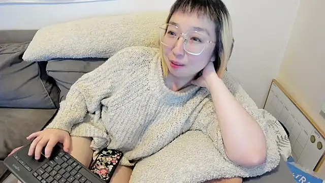 Snapshot of luxgray chatting on 6, 3, 2025 luxgray online show from 6, 3, 2025