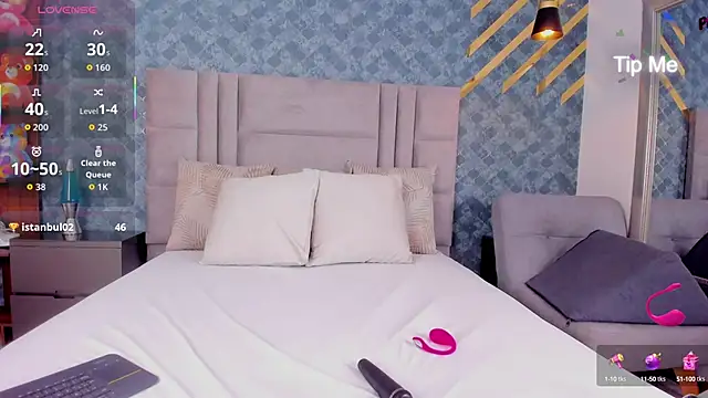 Snapshot of NiiaMoore chatting on 16, 10, 2025 NiiaMoore online show from 16, 10, 2025