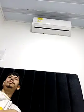 Snapshot of Liancy chatting on 27, 3, 2026 Liancy online show from 27, 3, 2026