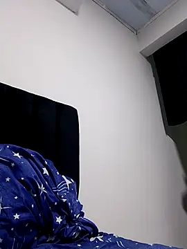 Snapshot of Liancy chatting on 16, 4, 2026 Liancy online show from 16, 4, 2026