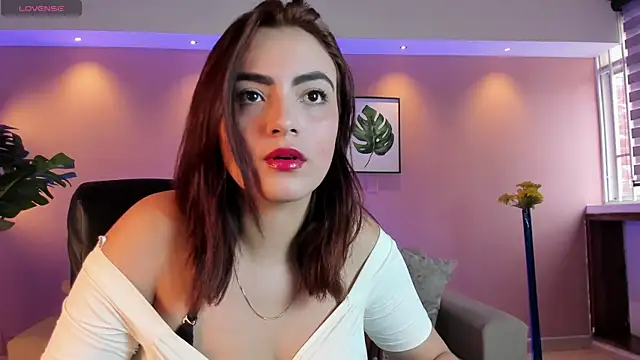 IsabellaaJoness online show from 2, 3, 2025