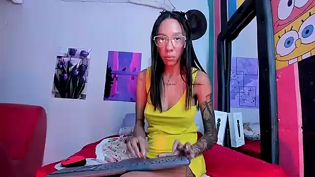 Snapshot of Laizasamantha2 chatting on 10, 1, 2025 Laizasamantha2 online show from 10, 1, 2025