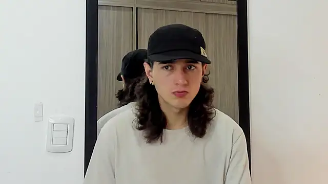 Snapshot of alex_connorr chatting on 3, 2, 2025 alex connorr online show from 3, 2, 2025