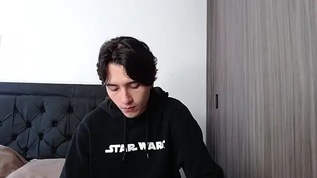 Snapshot of alex_connorr chatting on 5, 3, 2025 alex connorr online show from 5, 3, 2025