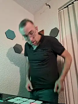 bibananaman online show from 9, 10, 2025