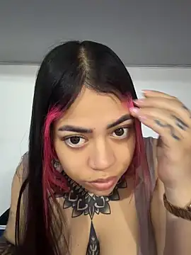 Snapshot of aliensexy chatting on 9, 6, 2026 aliensexy online show from 9, 6, 2026