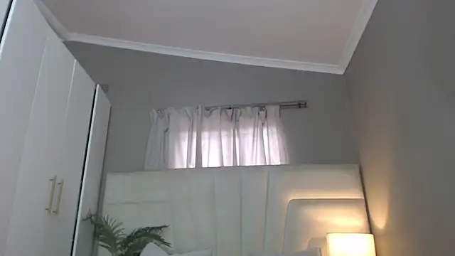 naughtyblackdolie online show from 16, 1, 2026