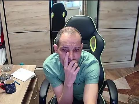 Snapshot of adyyo3 chatting on 29, 3, 2026 adyyo3 online show from 29, 3, 2026