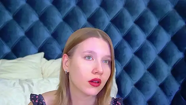 LiliLinn online show from 29, 11, 2025