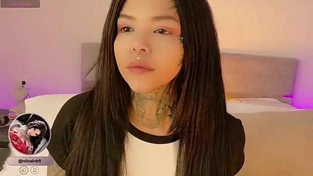 NinaInk online show from 20, 11, 2025