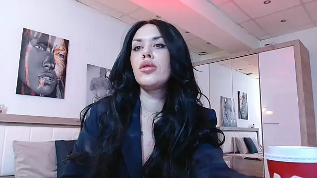 Snapshot of LaylaCruzRose chatting on 13, 2, 2025 LaylaCruzRose online show from 13, 2, 2025