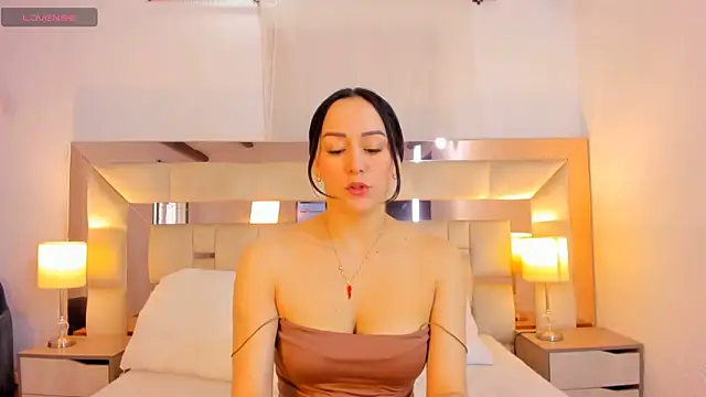 hazel ross tcw online show from 23, 4, 2026