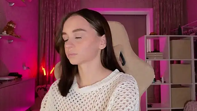 Katy perry  online show from 5, 3, 2025