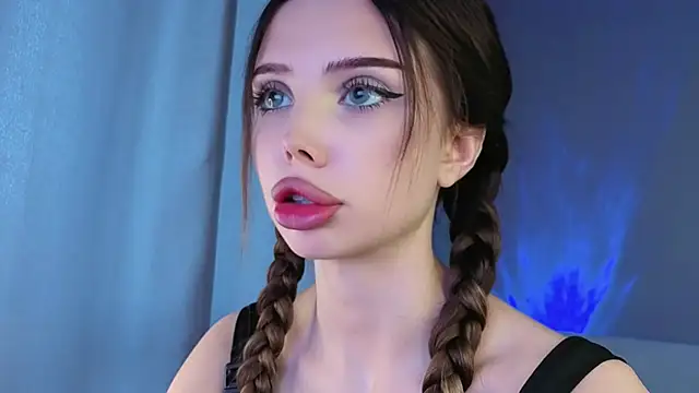 Snapshot of Jessie_Johns chatting on 5, 5, 2026 Jessie Johns online show from 5, 5, 2026