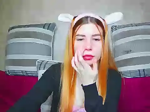 ElllaNuar online show from 23, 9, 2025