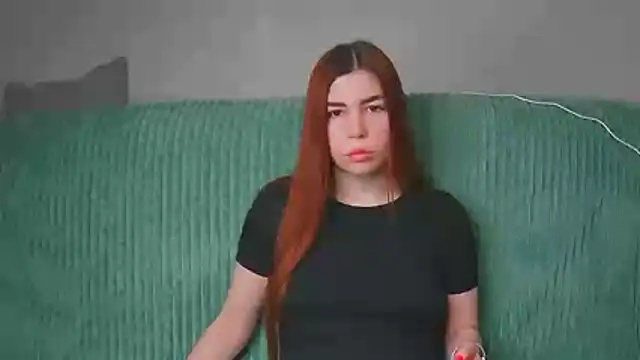 ElllaNuar online show from 2, 4, 2026